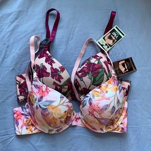 Bundle of posh up bra